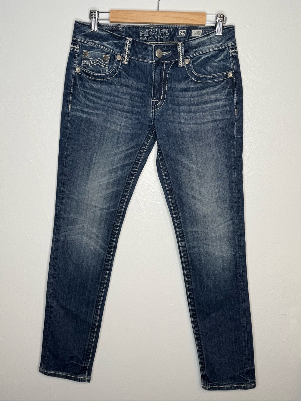 Miss Me Buckle Exclusive Skinny Jeans Women’s Size 29 Medium Wash